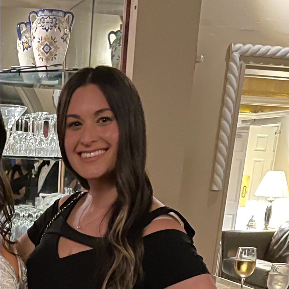 Meet your Posher, Ashley